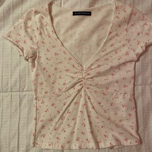 brandy melville gina top white and pink floral